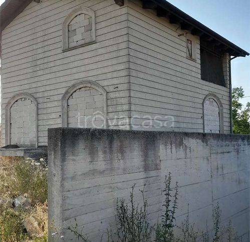 casa indipendente in vendita a Mottola