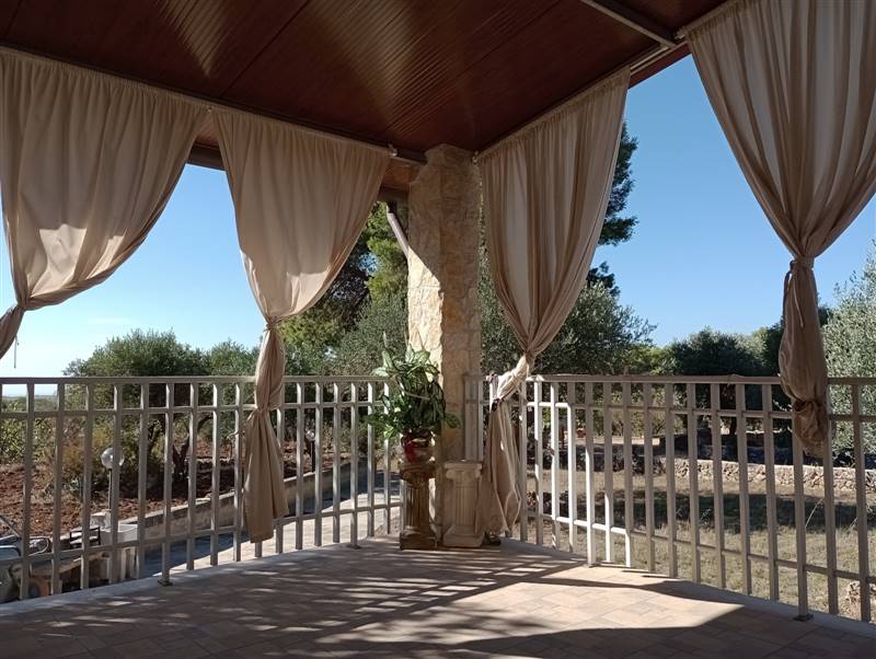 casa indipendente in vendita a Mottola