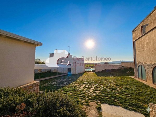 casa indipendente in vendita a Mottola