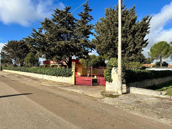 casa indipendente in vendita a Mottola