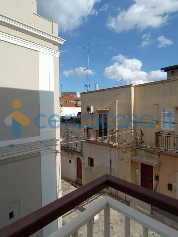 casa indipendente in vendita a Mottola