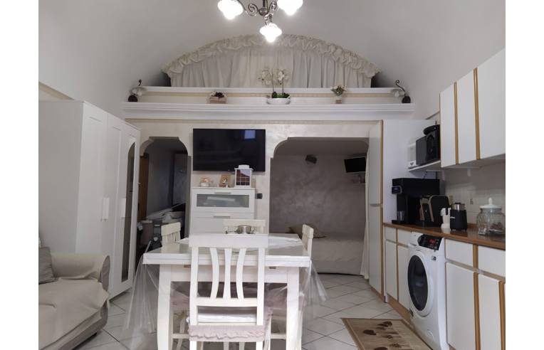 casa indipendente in vendita a Mottola