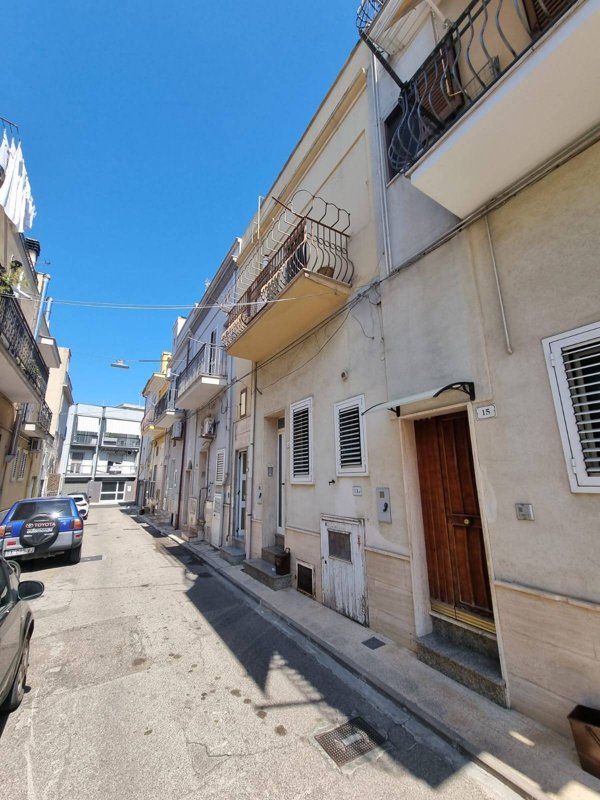 casa indipendente in vendita a Palagiano