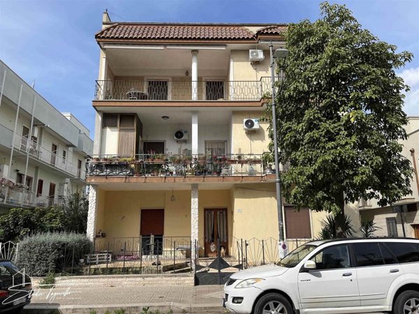 appartamento in vendita a Palagiano
