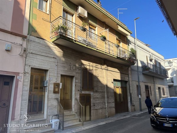 casa indipendente in vendita a Palagiano