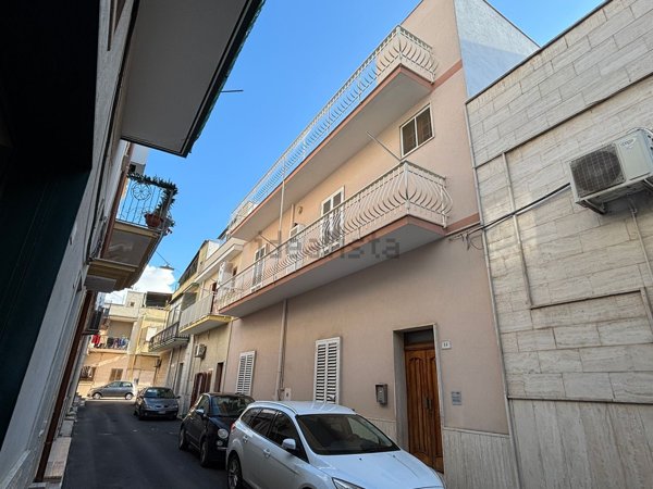 casa indipendente in vendita a Palagiano