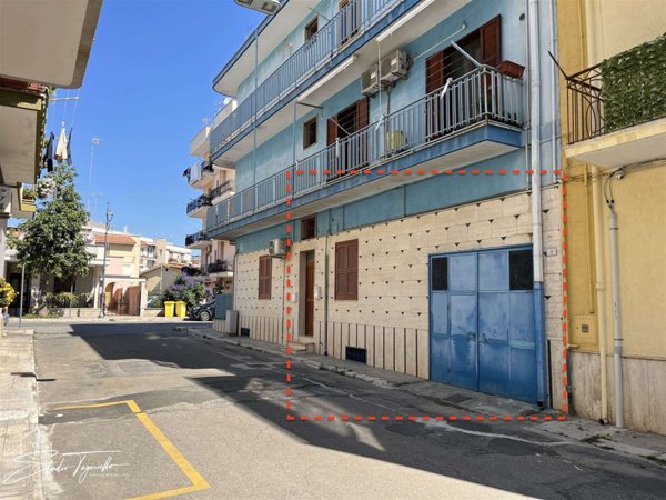 appartamento in vendita a Palagiano