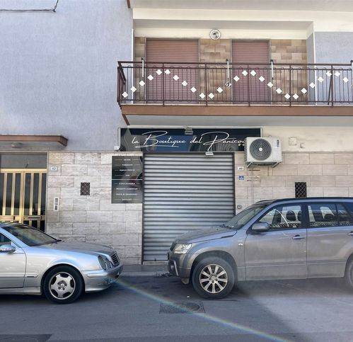 negozio in vendita a Palagiano