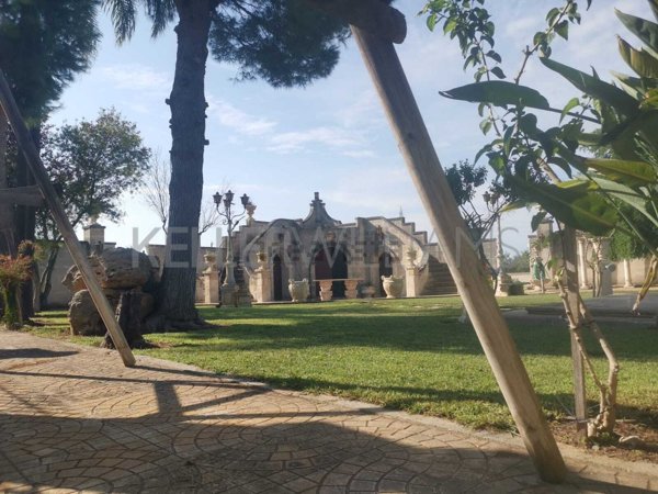 quadrivano in vendita a Pulsano