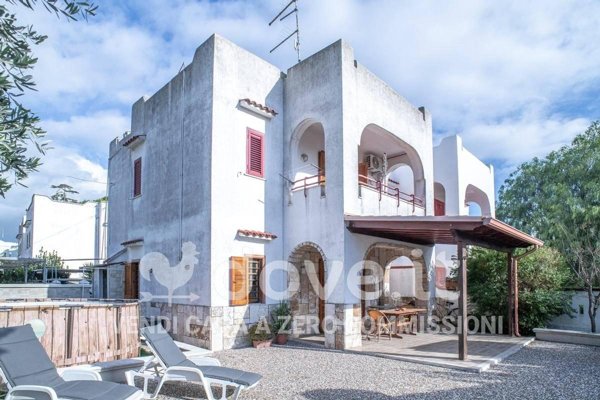 casa indipendente in vendita a Pulsano