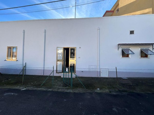 casa indipendente in vendita a Pulsano