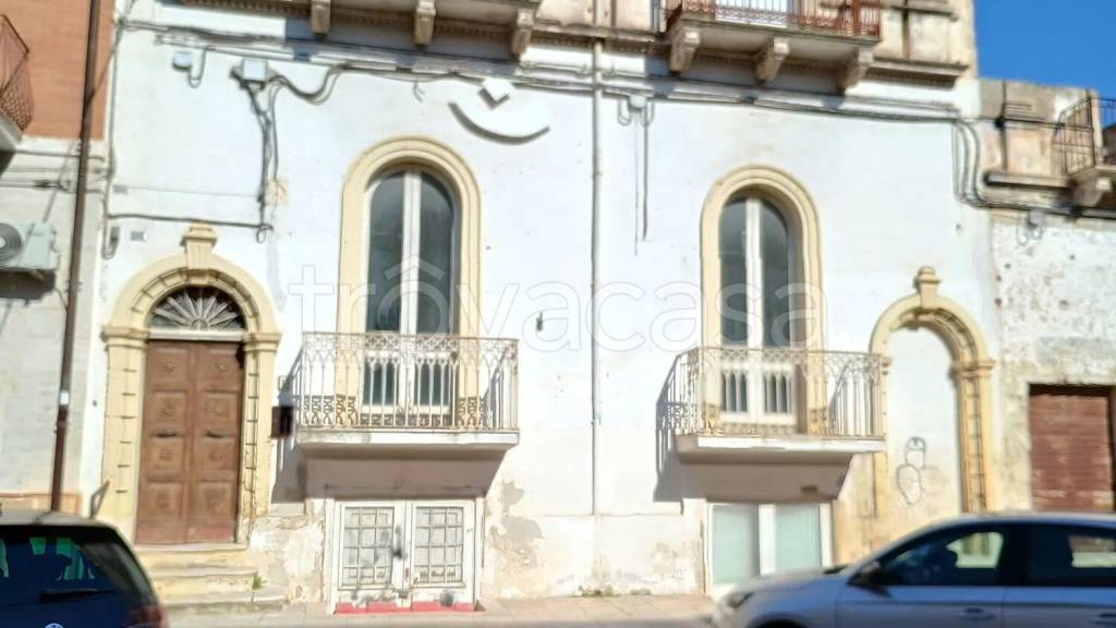 negozio in vendita a Pulsano