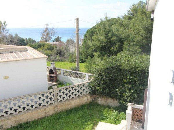 appartamento in vendita a Pulsano in zona Marina di Pulsano