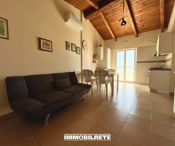 appartamento in vendita a Pulsano in zona Marina di Pulsano