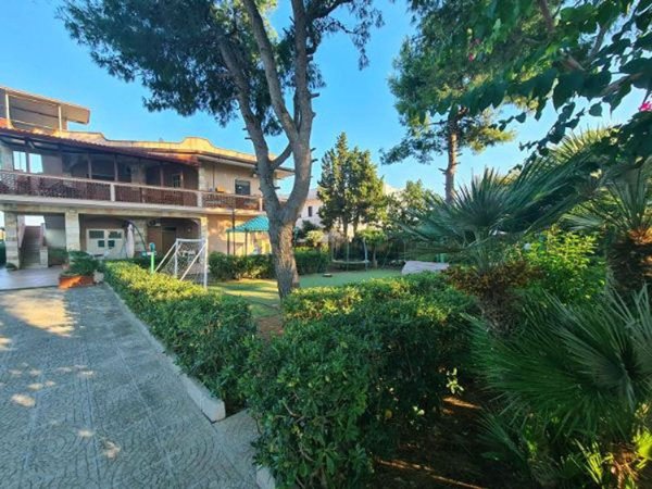 casa indipendente in vendita a Pulsano