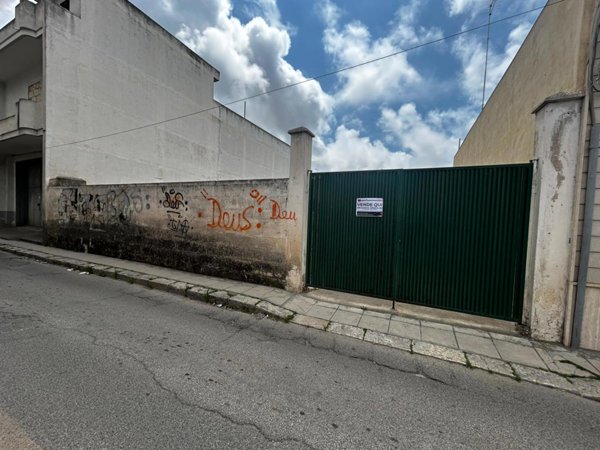 casa indipendente in vendita a Pulsano