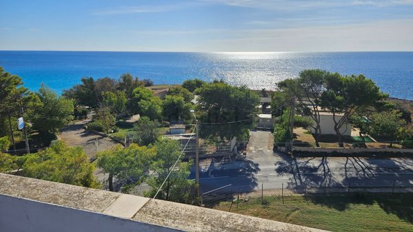 appartamento in vendita a Pulsano in zona Marina di Pulsano