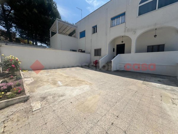 casa indipendente in vendita a Pulsano