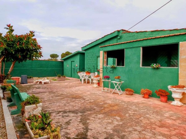 appartamento in vendita a Pulsano in zona Marina di Pulsano
