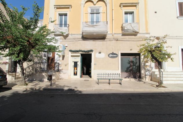 negozio in vendita a Pulsano