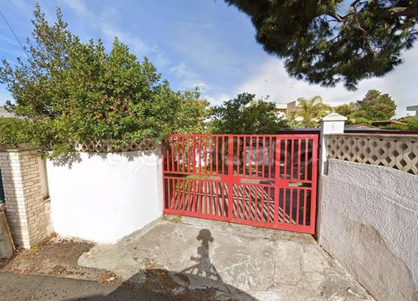 casa indipendente in vendita a Pulsano
