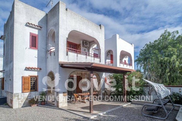 casa indipendente in vendita a Pulsano