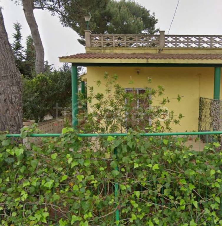 casa indipendente in vendita a Pulsano