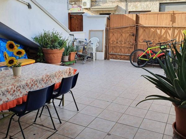 casa indipendente in vendita a Pulsano