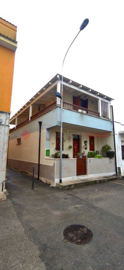 casa indipendente in vendita a Pulsano