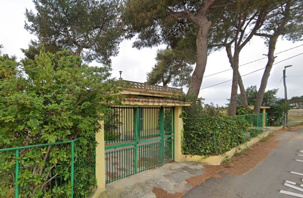 casa indipendente in vendita a Pulsano