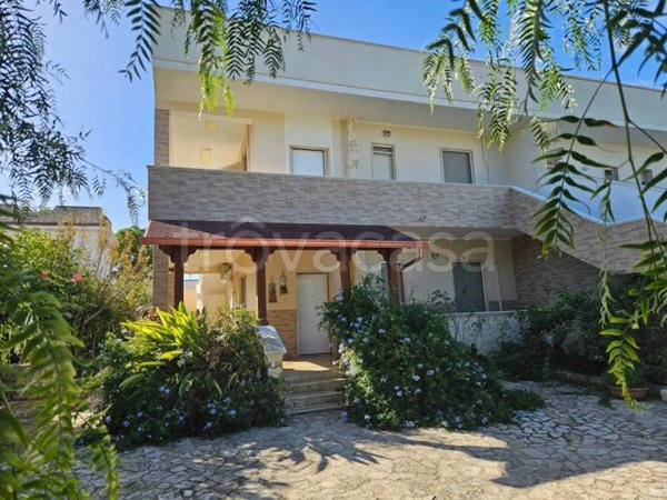 casa indipendente in vendita a Pulsano