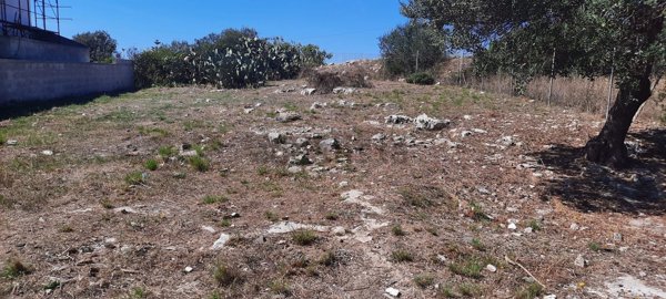 negozio in vendita a Pulsano