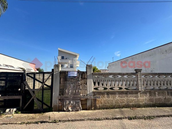 casa indipendente in vendita a Pulsano