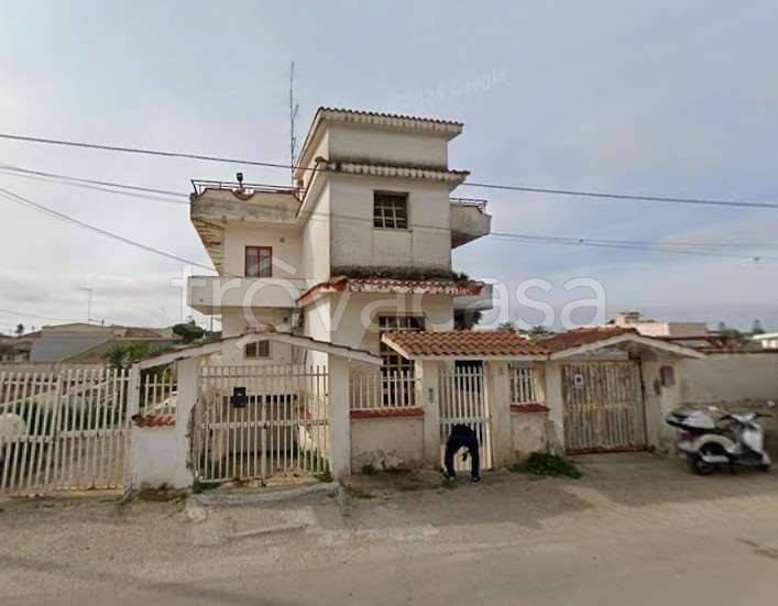 casa indipendente in vendita a Pulsano