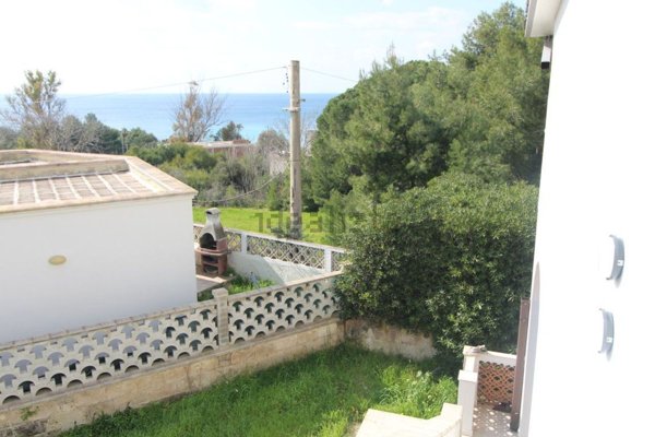 appartamento in vendita a Pulsano in zona Marina di Pulsano