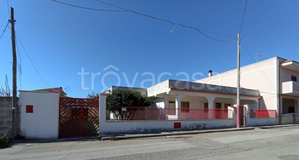 casa indipendente in vendita a Pulsano