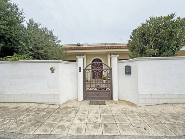 casa indipendente in vendita a Pulsano