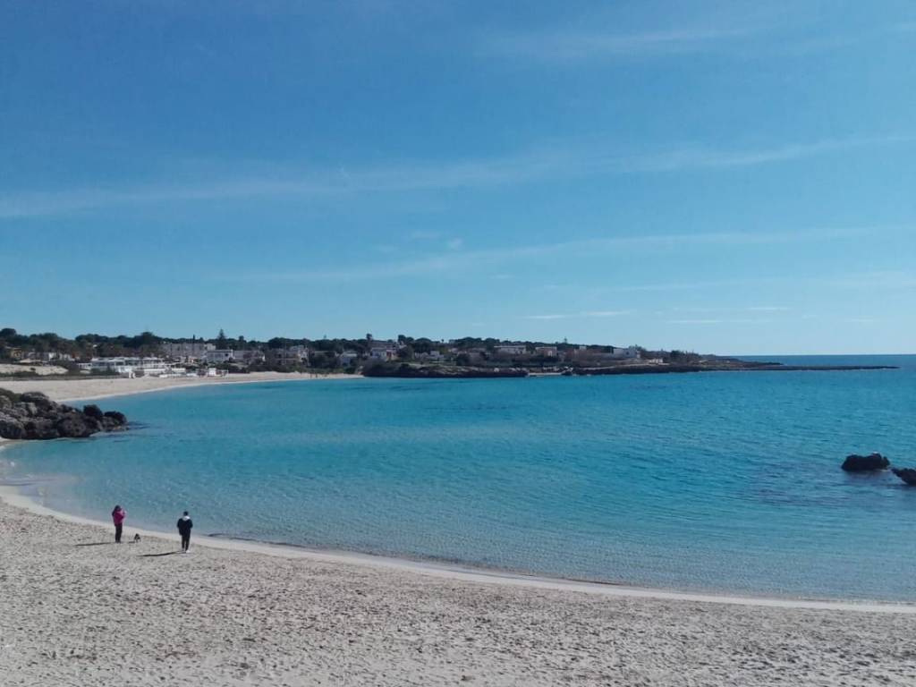 casa indipendente in vendita a Pulsano in zona Marina di Pulsano
