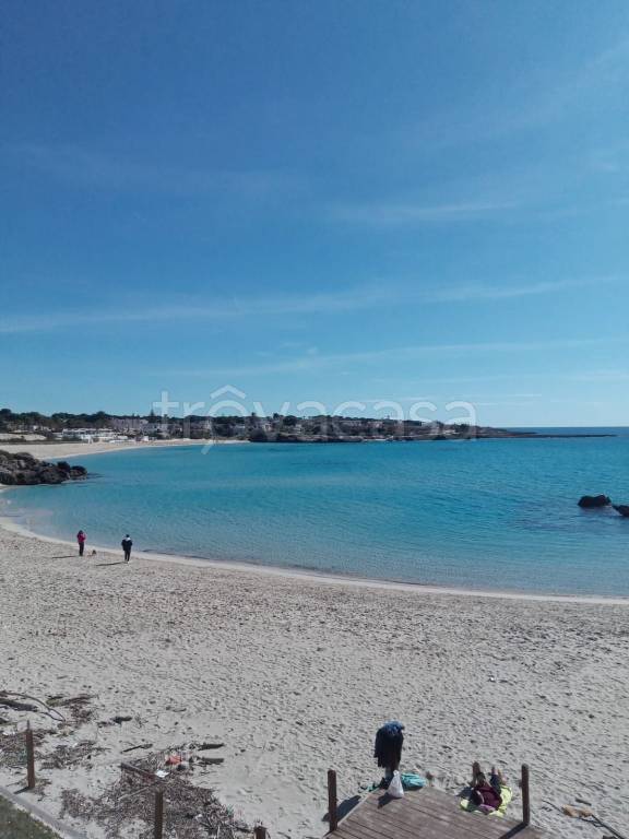casa indipendente in vendita a Pulsano in zona Marina di Pulsano