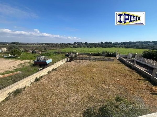 casa indipendente in vendita a Pulsano