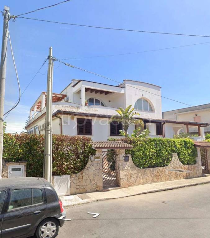 casa indipendente in vendita a Pulsano