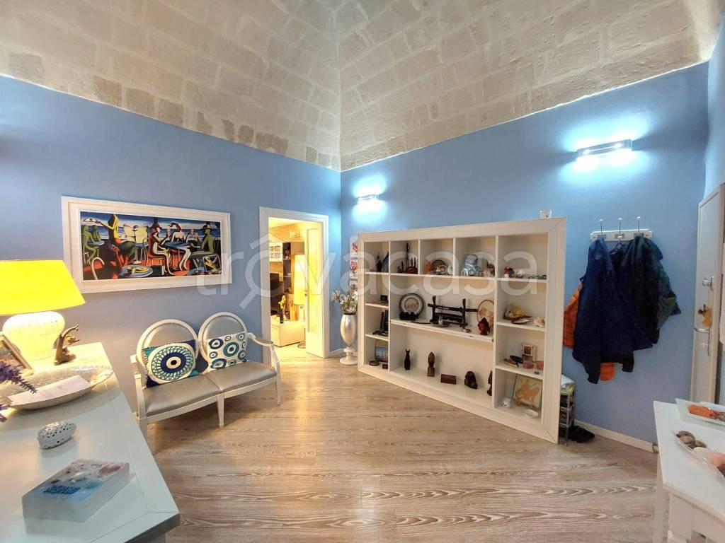 appartamento in vendita a Pulsano in zona Marina di Pulsano