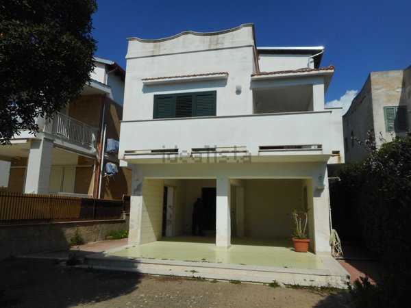 casa indipendente in vendita a Pulsano