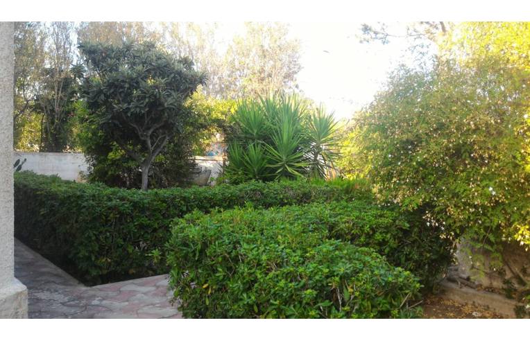 casa indipendente in vendita a Pulsano in zona Marina di Pulsano