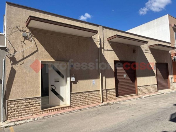 casa indipendente in vendita a Pulsano