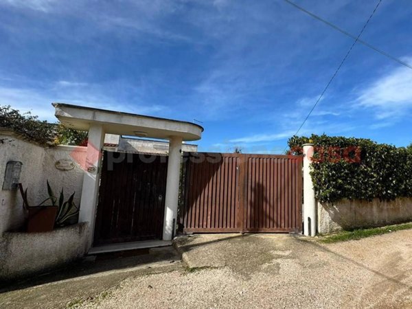 casa indipendente in vendita a Pulsano