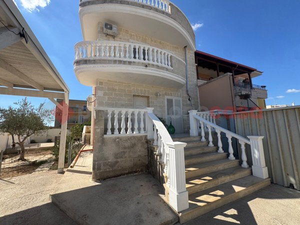 casa indipendente in vendita a Pulsano