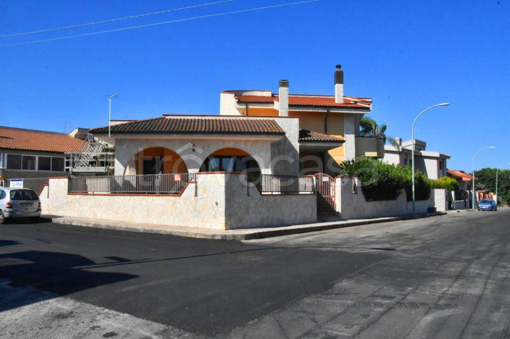 casa indipendente in vendita a Roccaforzata
