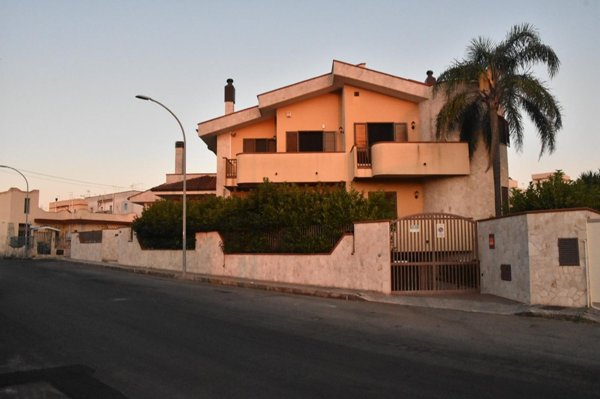 casa indipendente in vendita a Roccaforzata