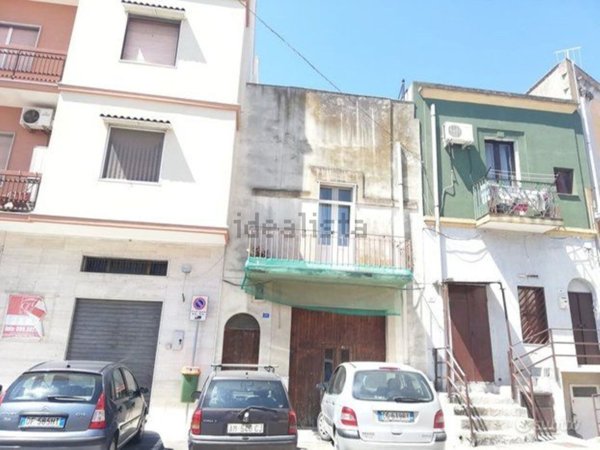 pentavano in vendita a San Giorgio Ionico